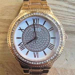 Guess Madison ladies rose gold tone fashion watch NEW BATTERY